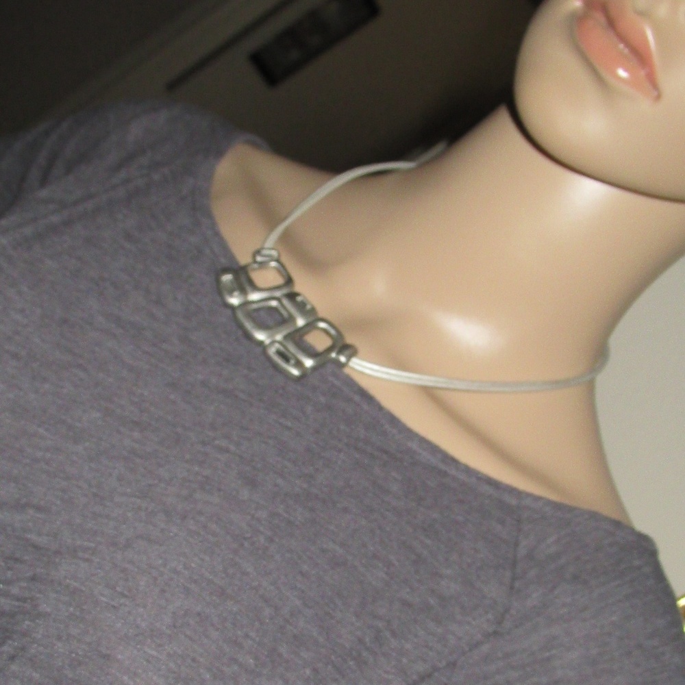 Chico's matte silver necklace